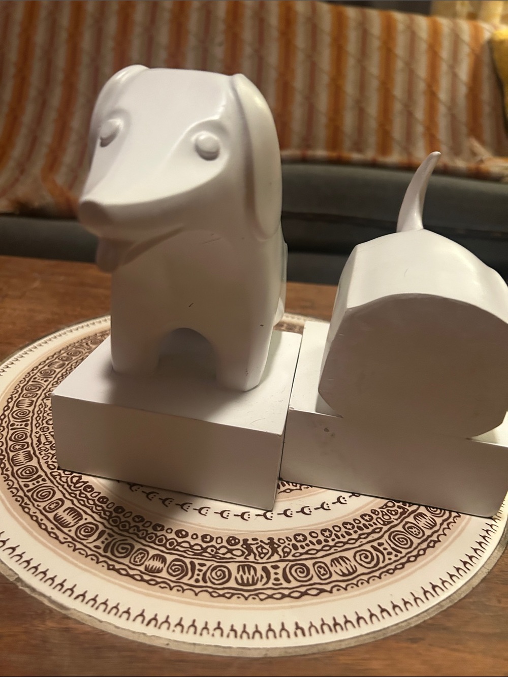 johnathon adler White Ceramic Dachshund Bookends - Picture 5 of 5